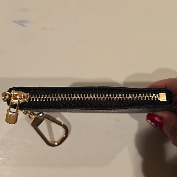 Patterned Key Pouch - Picture 3 of 5